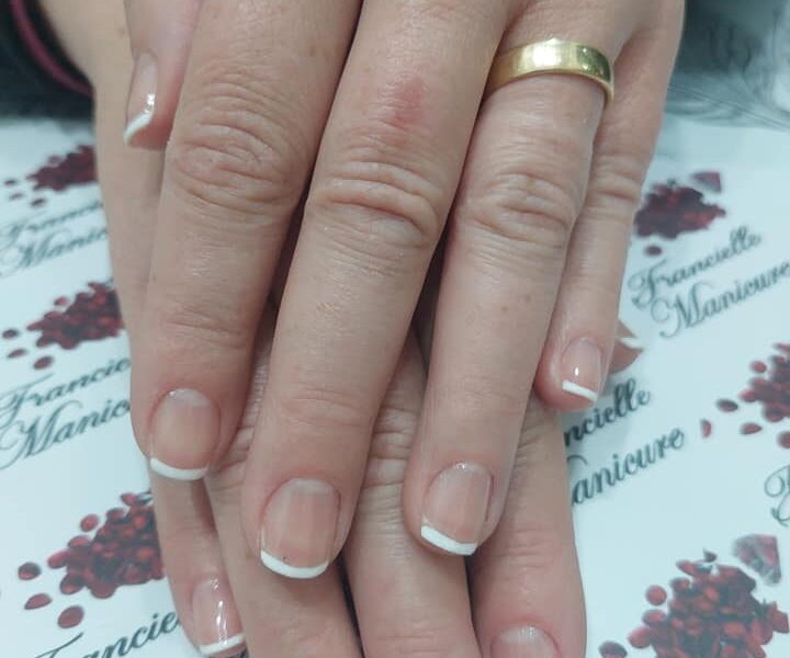 Francielle Manicure & Pedicure